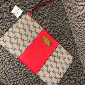 Michael Kors Wristlet
